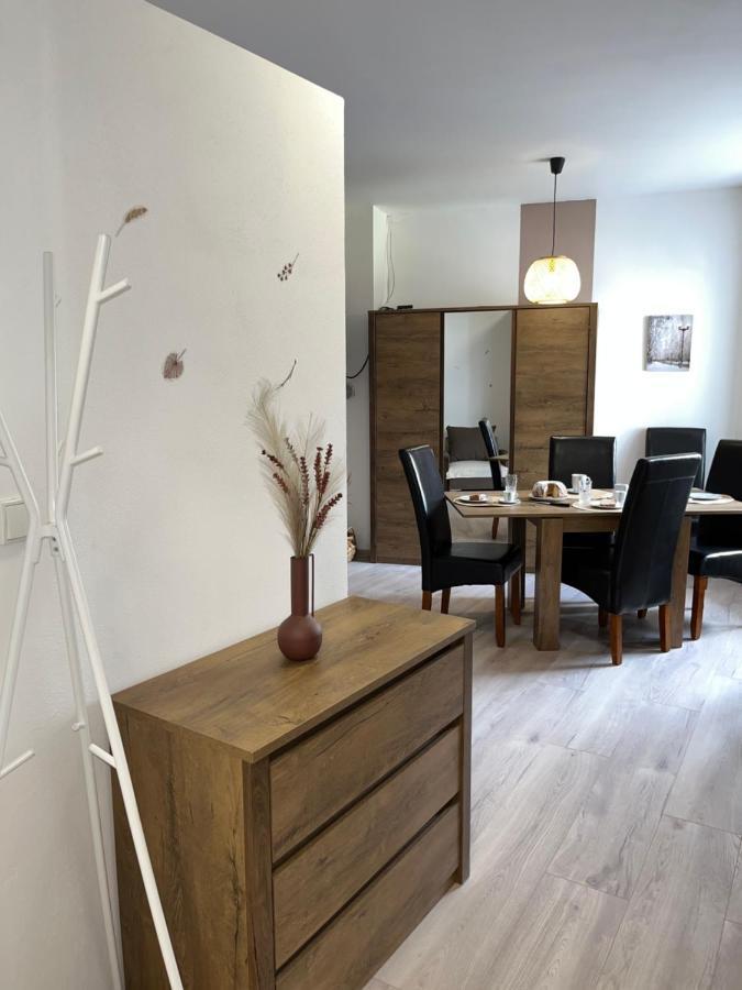 Apartmany Nezarka A Privatni Wellness Jindrichuv Hradec Luaran gambar
