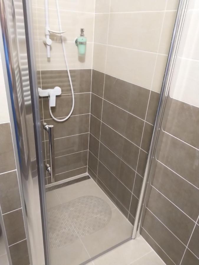 Apartmany Nezarka A Privatni Wellness Jindrichuv Hradec Luaran gambar