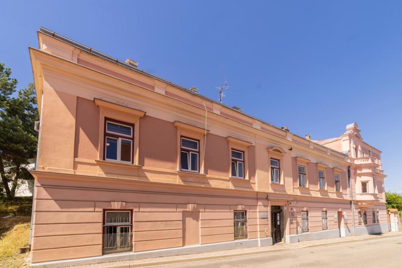 Apartmany Nezarka A Privatni Wellness Jindrichuv Hradec Luaran gambar