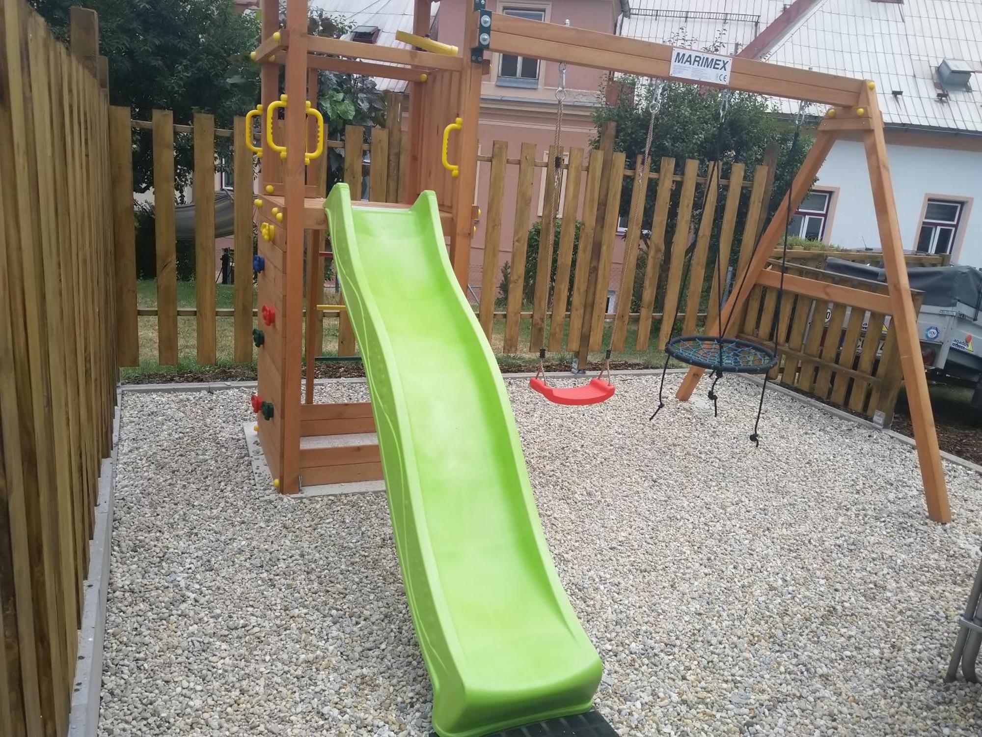 Apartmany Nezarka A Privatni Wellness Jindrichuv Hradec Luaran gambar