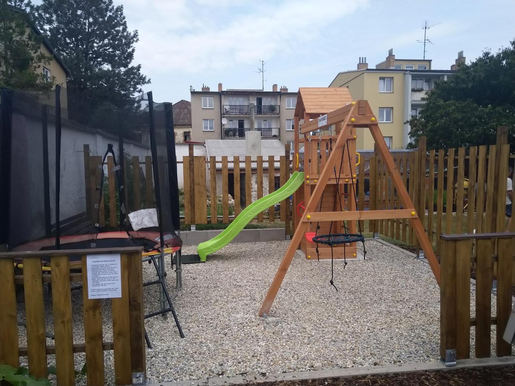 Apartmany Nezarka A Privatni Wellness Jindrichuv Hradec Luaran gambar